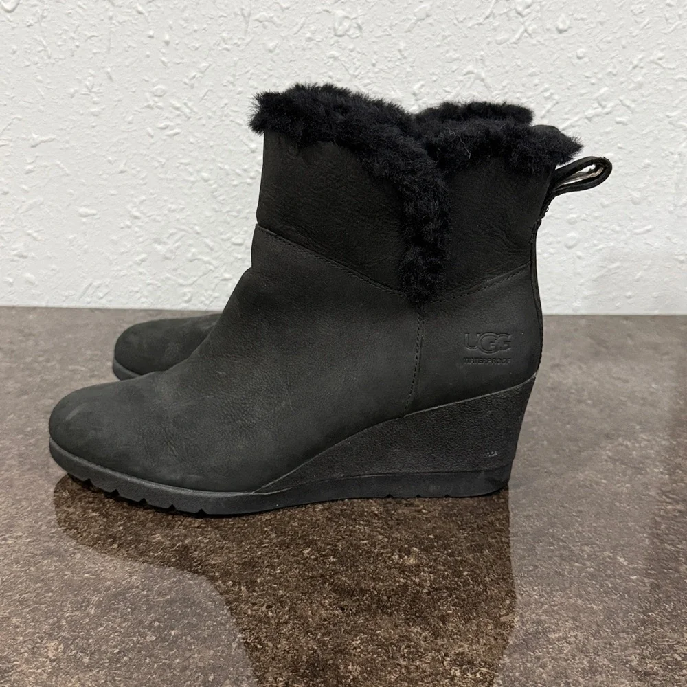 UGG Women's Devorah Waterproof‎ Black Wedge Boots